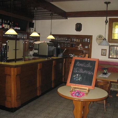 Hotel Gasthaus Roter Hahn Höflein an der Donau Exterior foto